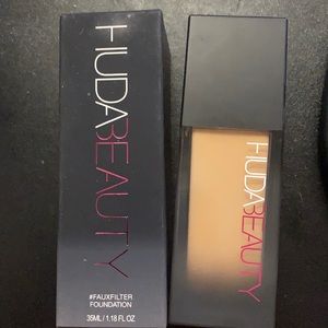 HUDA Beauty faux filter foundation CHAI